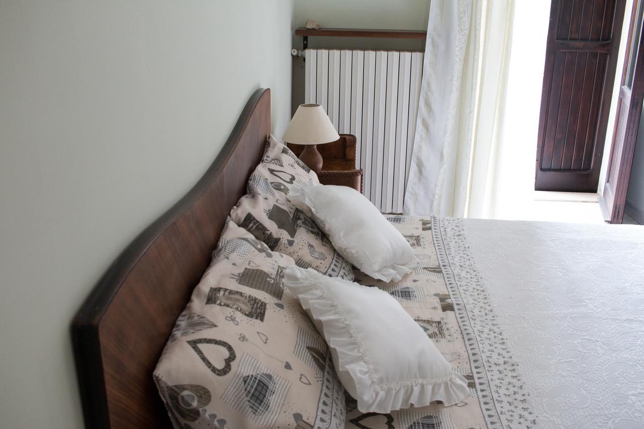 Il Mughetto Bed and Breakfast Celano Exteriör bild