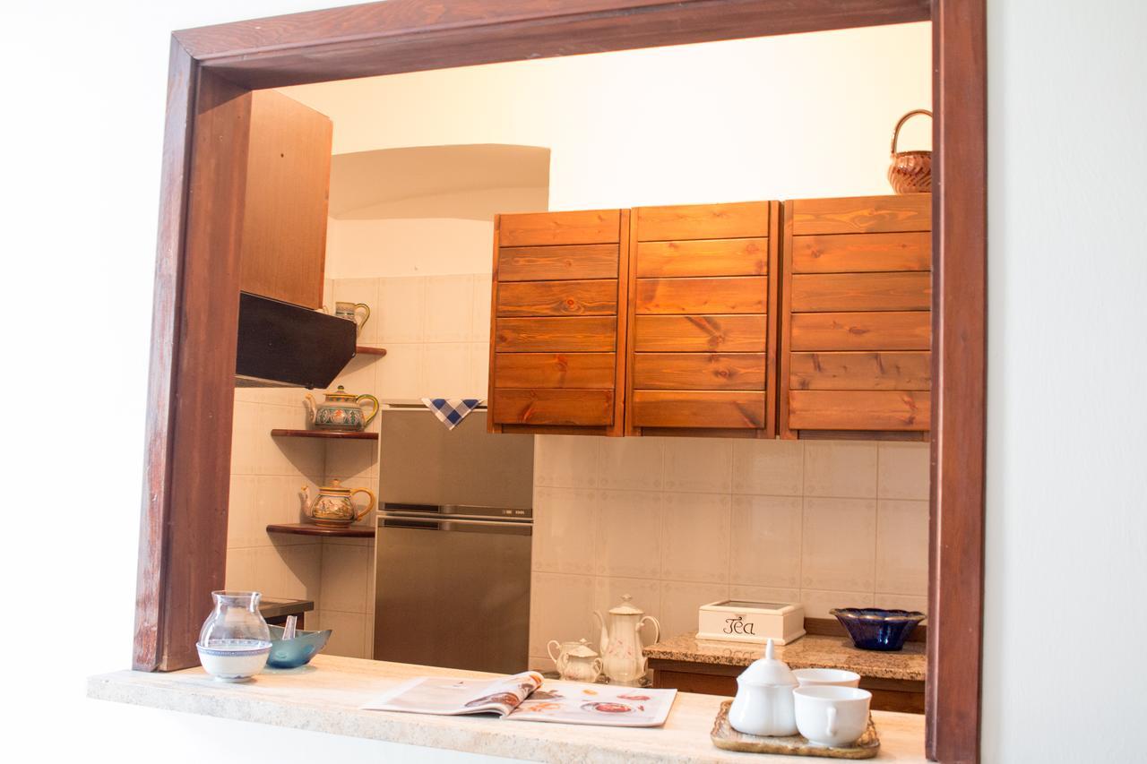 Il Mughetto Bed and Breakfast Celano Exteriör bild