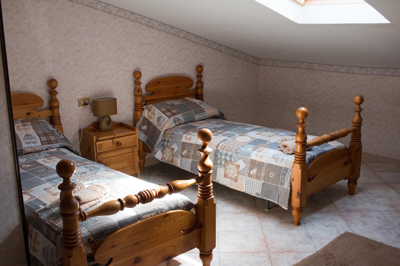 Il Mughetto Bed and Breakfast Celano Exteriör bild