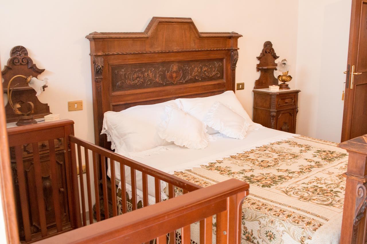 Il Mughetto Bed and Breakfast Celano Exteriör bild